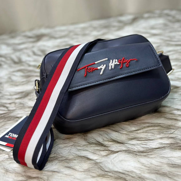 Tommy Hilfiger Iconic Camera Bag Women