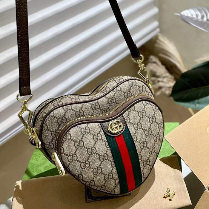 Gucci Interlocking G Mini Heart Shoulder Bag